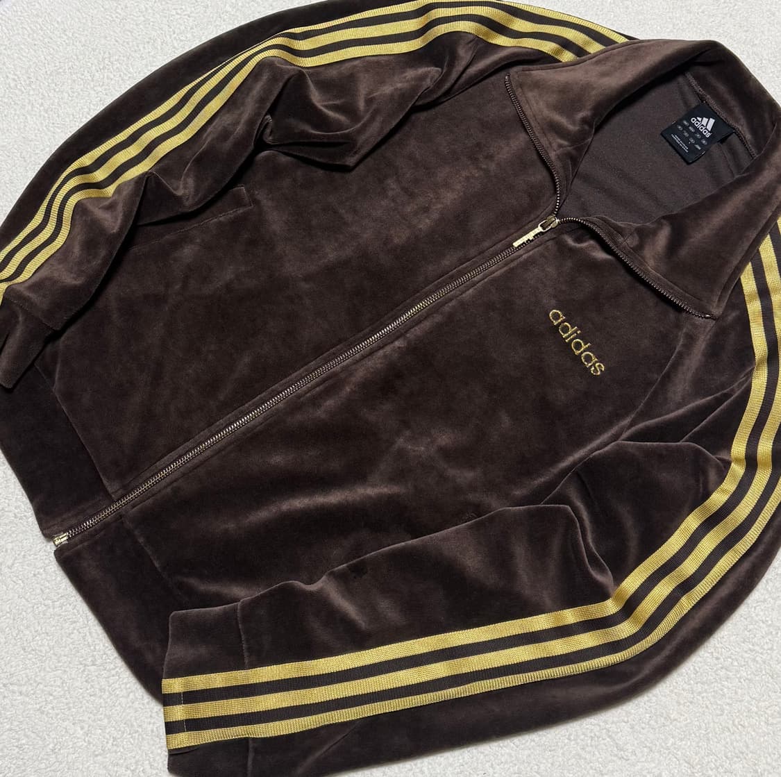 아디다스 브라운 초바 벨벳 져지 상품이미지3