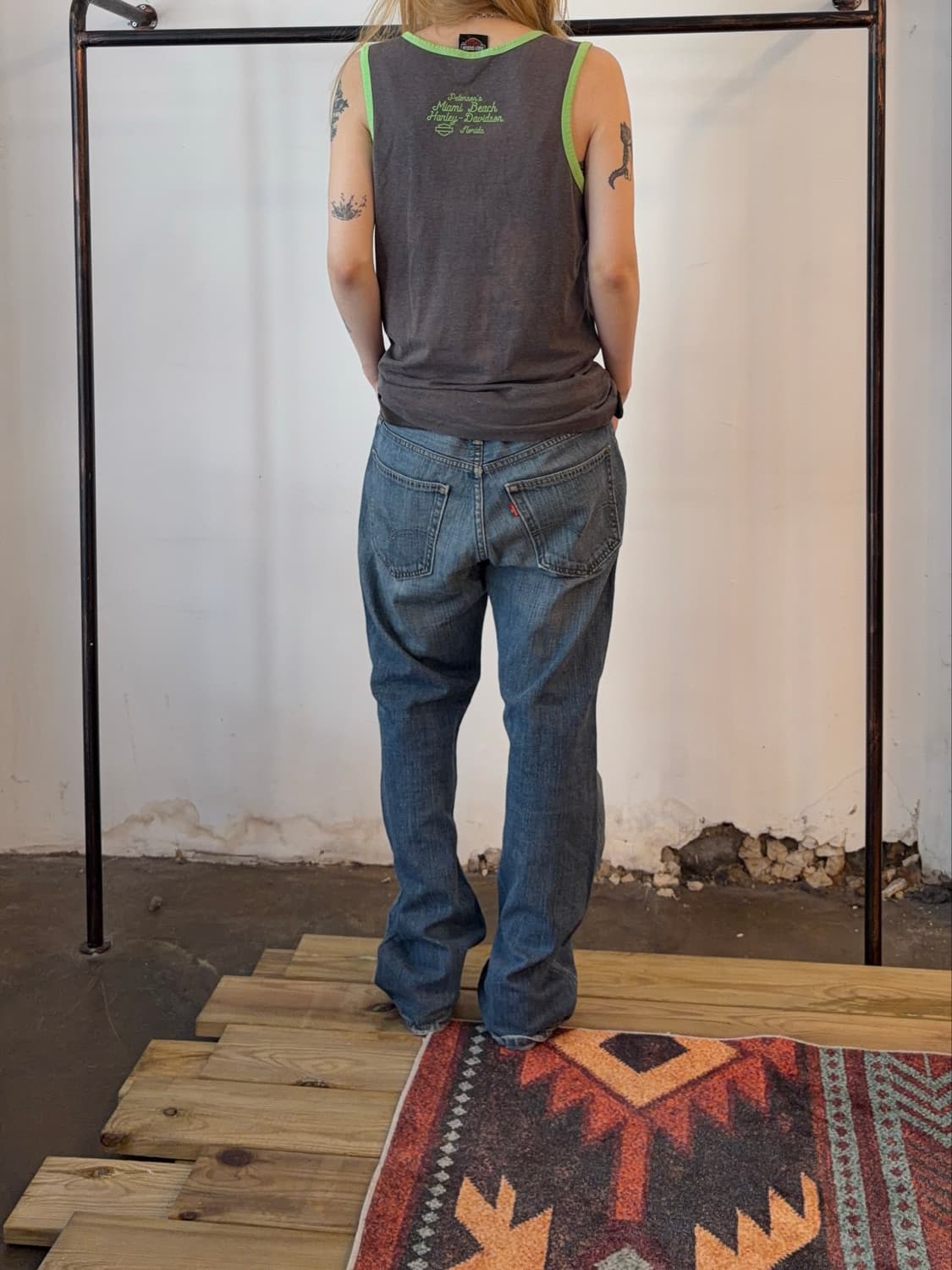 Levi’s 527 로우 부츠컷 데님 팬츠 빈티지 워시 상품이미지3