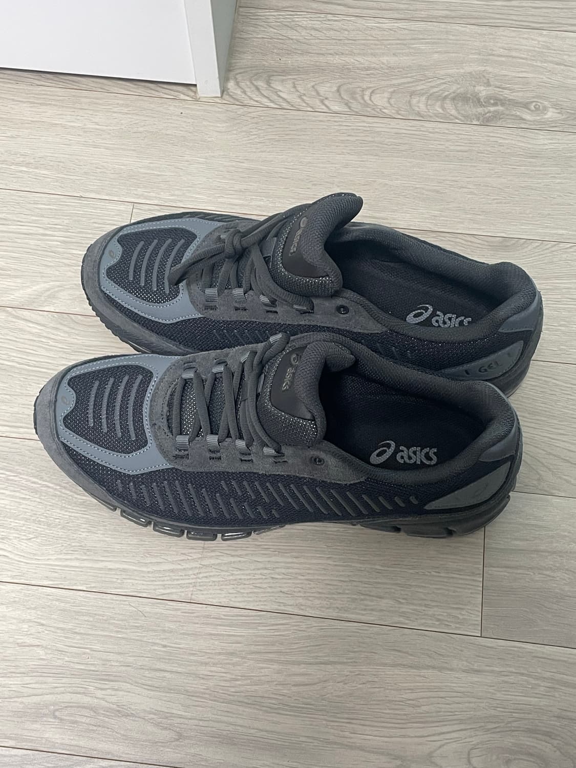 아식스 젤 퀸텀 360 I AMP 블랙 280 상품이미지2