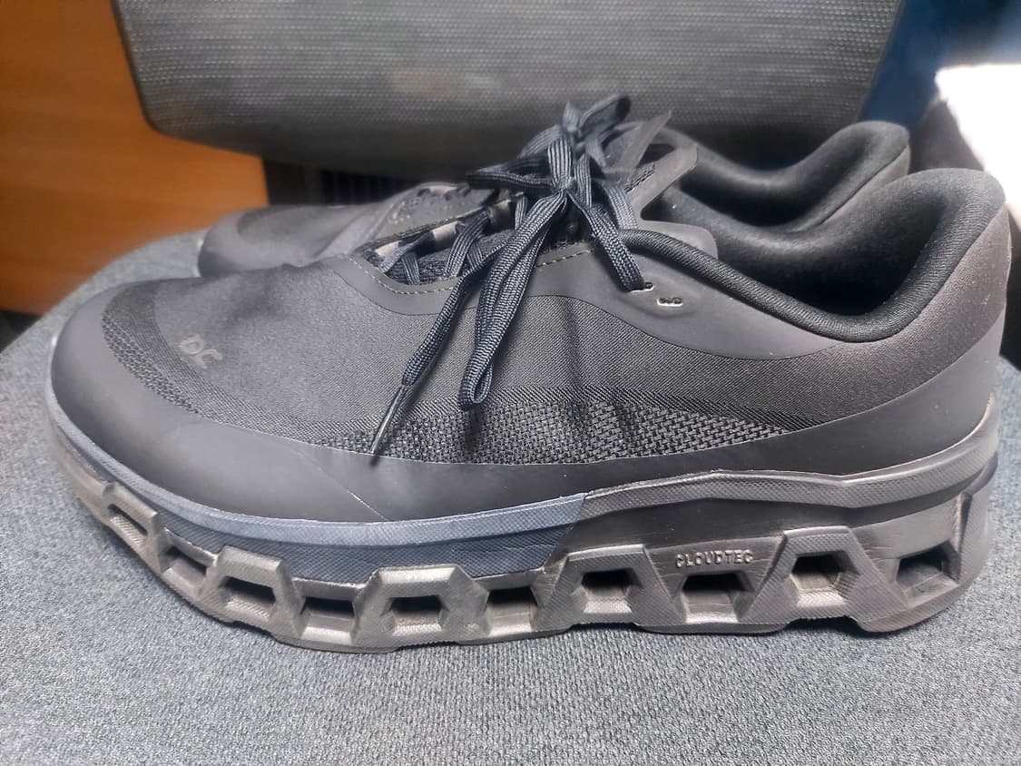 파프 온러닝 클라우드 몬스터2 블랙 285 상품이미지3