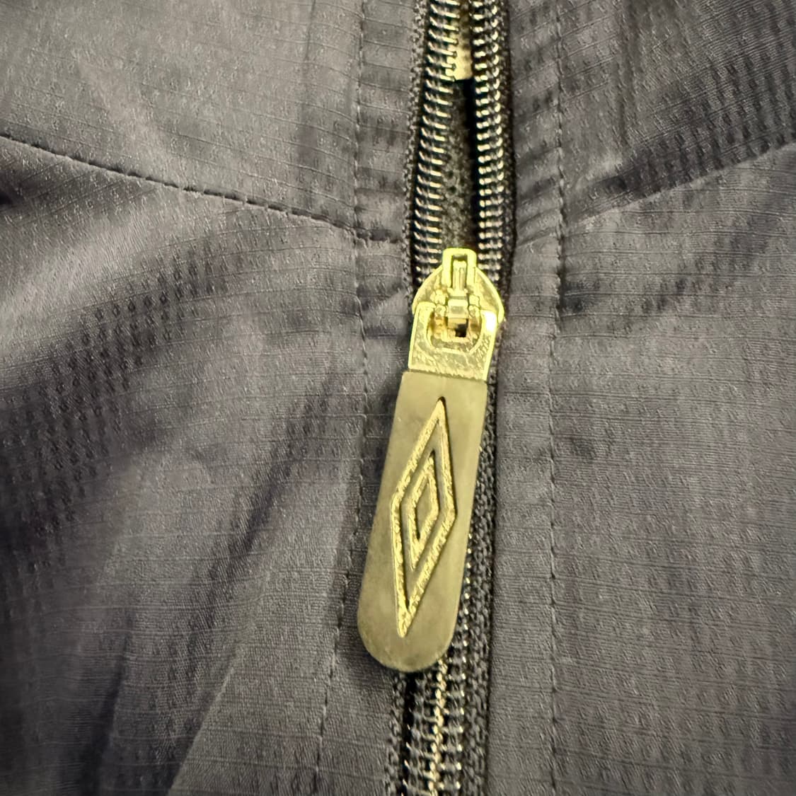 [정품] 엄브로 바람막이 네이비 b17 상품이미지6