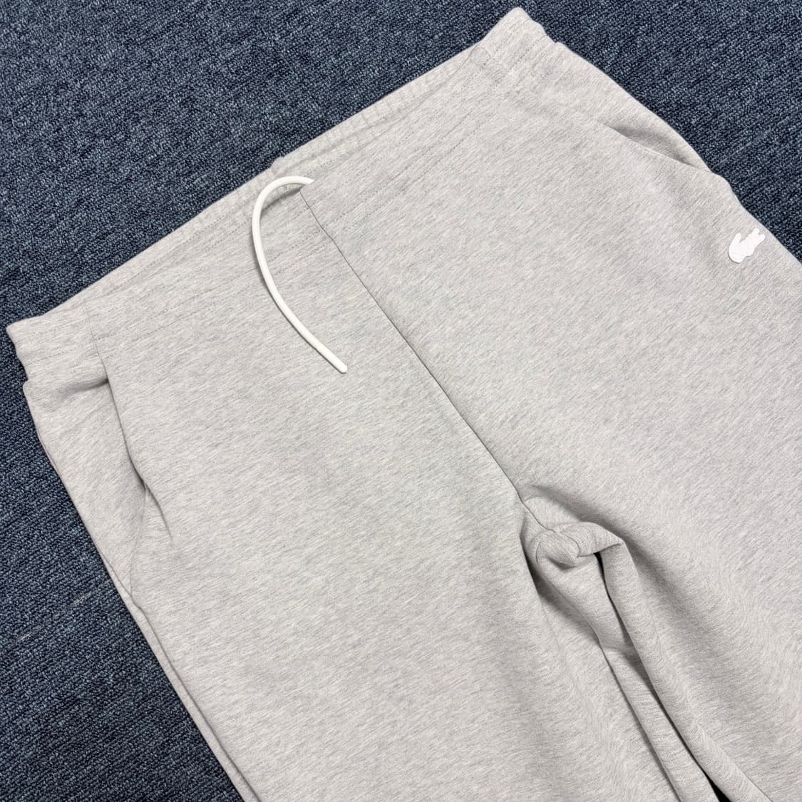 라코스테 슬림핏 조거팬츠 상품이미지2