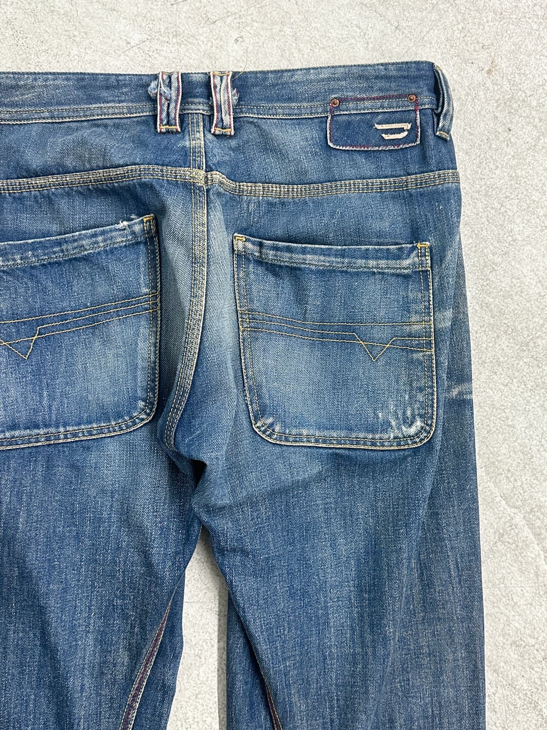 디젤 사이드 지퍼 플레어 데님 팬츠 상품이미지5