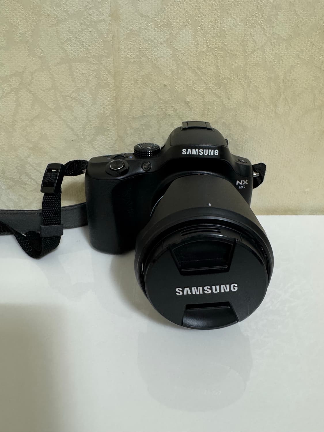 [새상품급] 삼성 NX20 미러리스 + 18-55mm 렌즈 상품이미지1