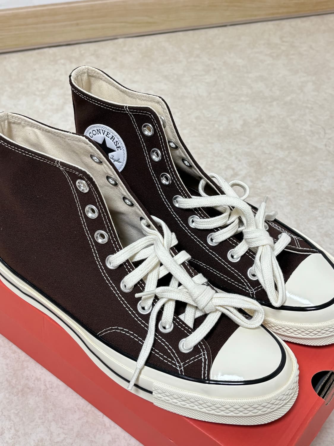 (새상품)컨버스 척70 하이 다크 루트 브라운 265사이즈 상품이미지3
