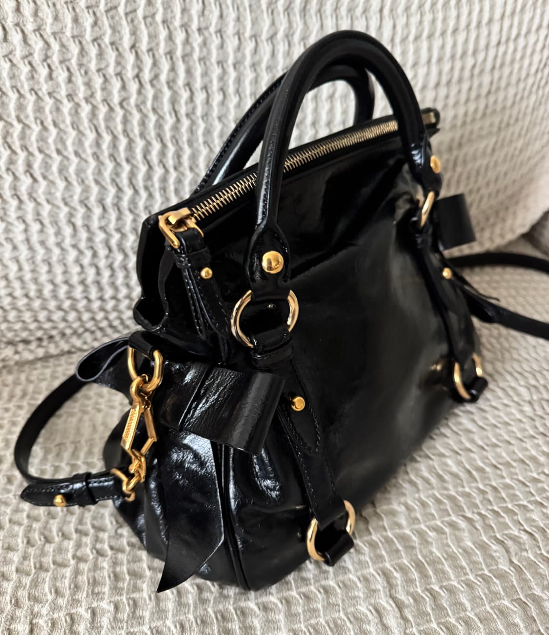 미우미우 비텔로 럭스 보우 미니 사첼백 토트 크로스백 상품이미지2