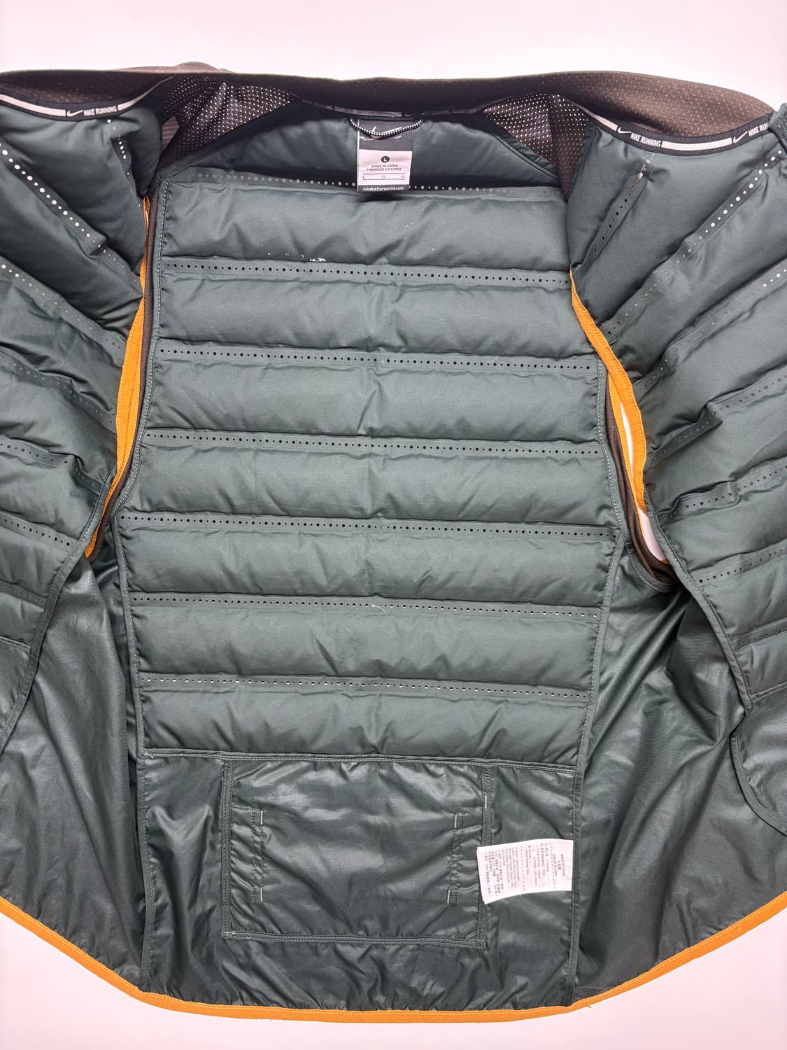 갸쿠소우 15aw 에어로로프트 다운 베스트 상품이미지3