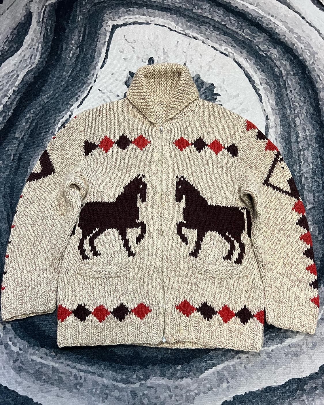 1960s CANADA HORSE COWICHAN 후루츠패밀리