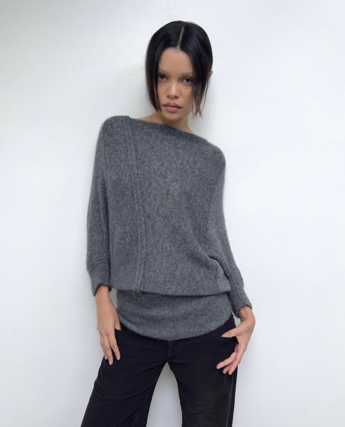 그레이 스웨터 상품이미지1