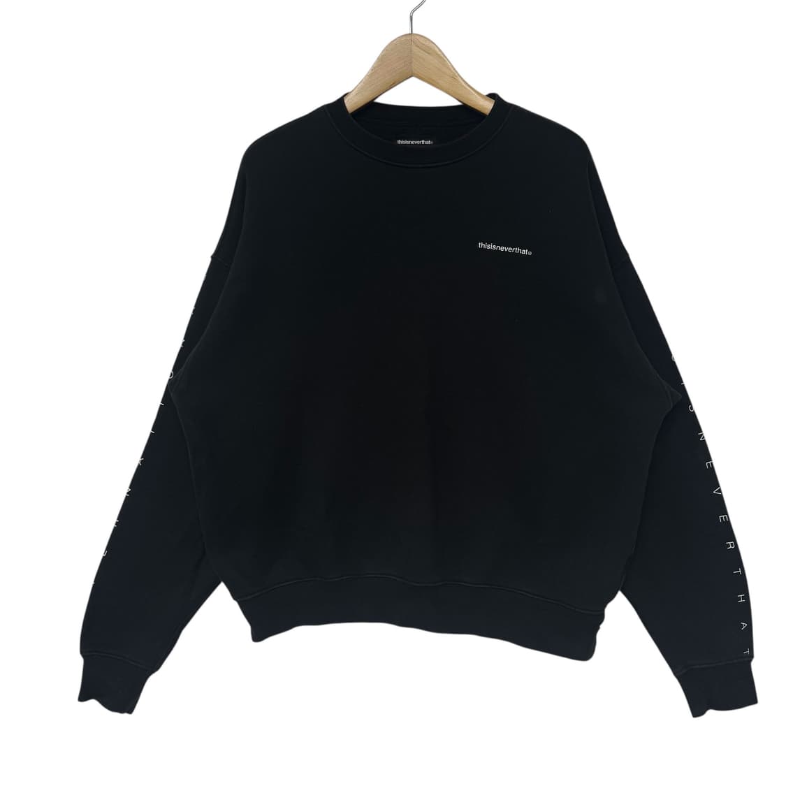 디스이즈네버댓 백로고 맨투맨  상품이미지3