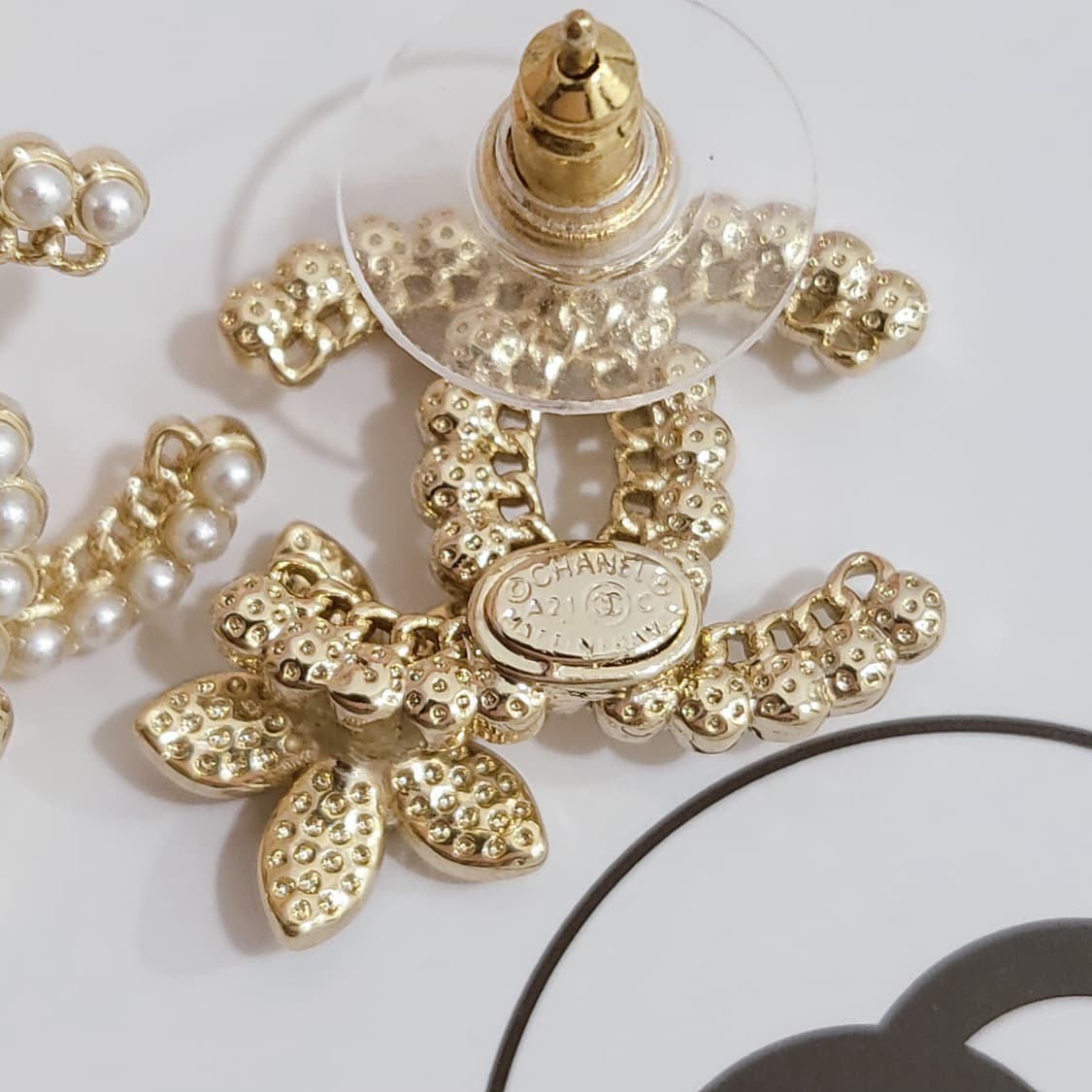 샤넬 귀걸이 cc로고 플라워 포인트 업사이클링 상품이미지4