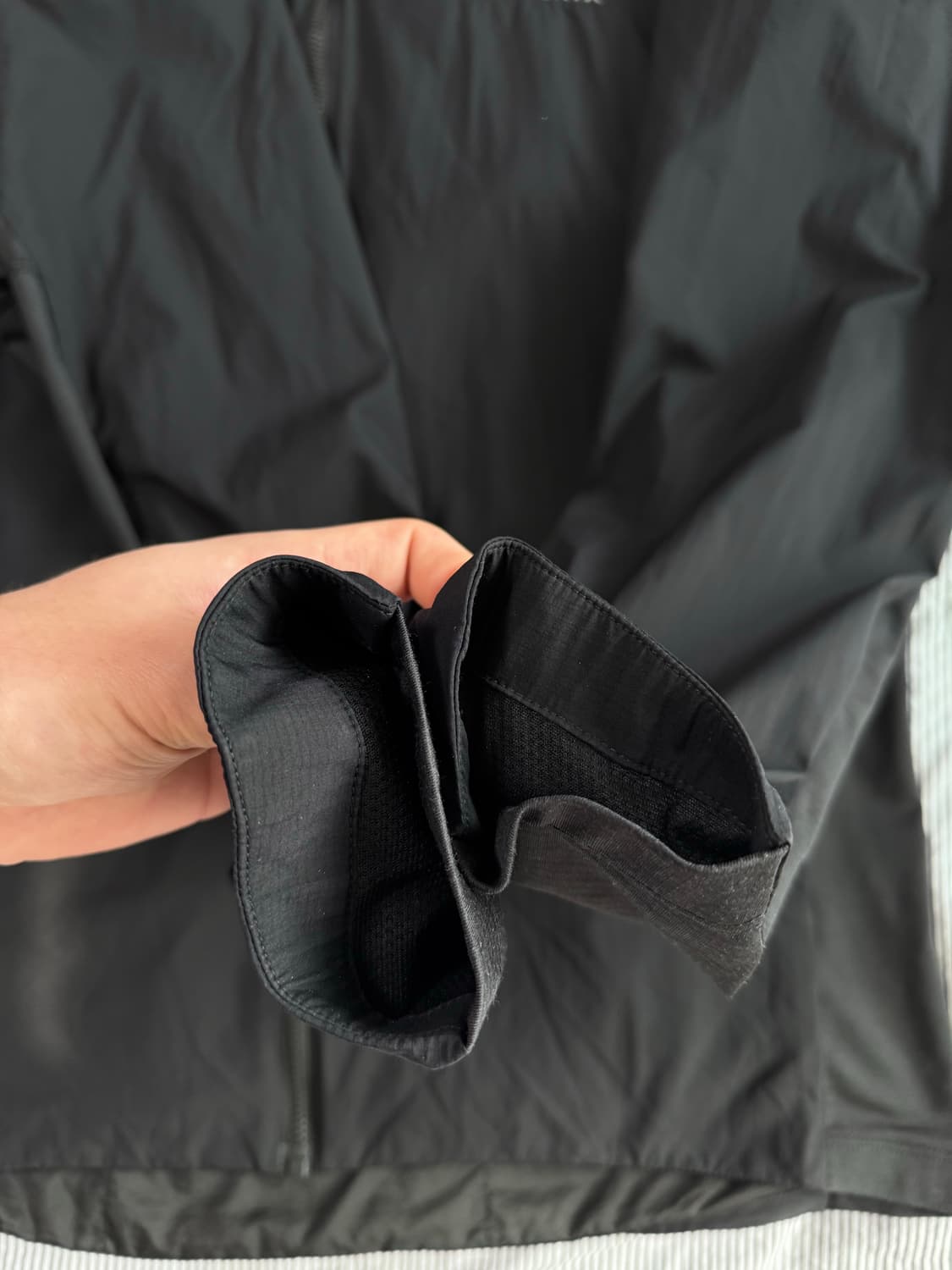 (SS급) 아크테릭스 아톰 SL 후디 블랙 M 상품이미지8