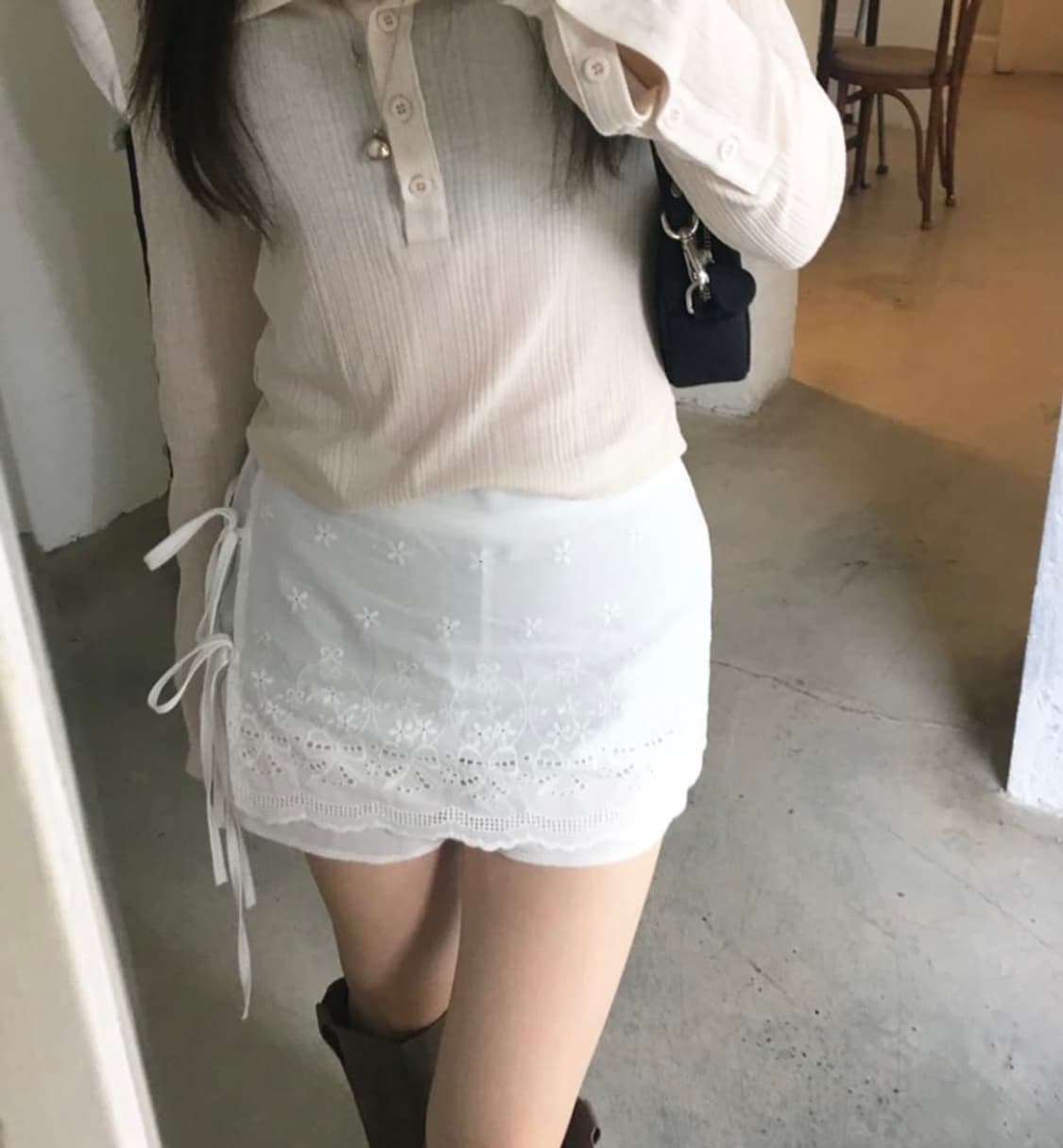 에이블리 펀칭미니랩스커트 화이트 상품이미지1