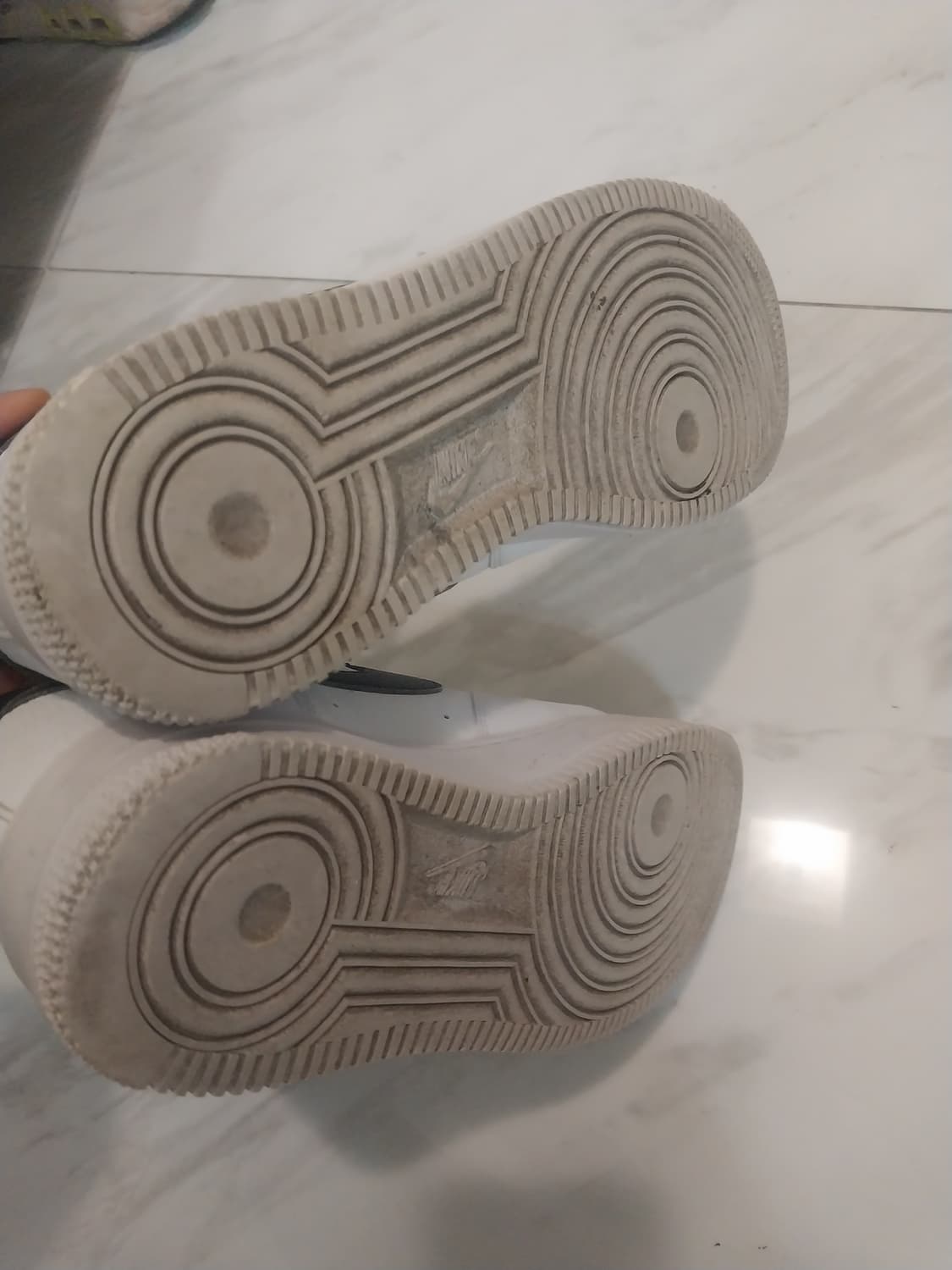 나이키 에어포스.아디다스이지파워페이즈 상품이미지3