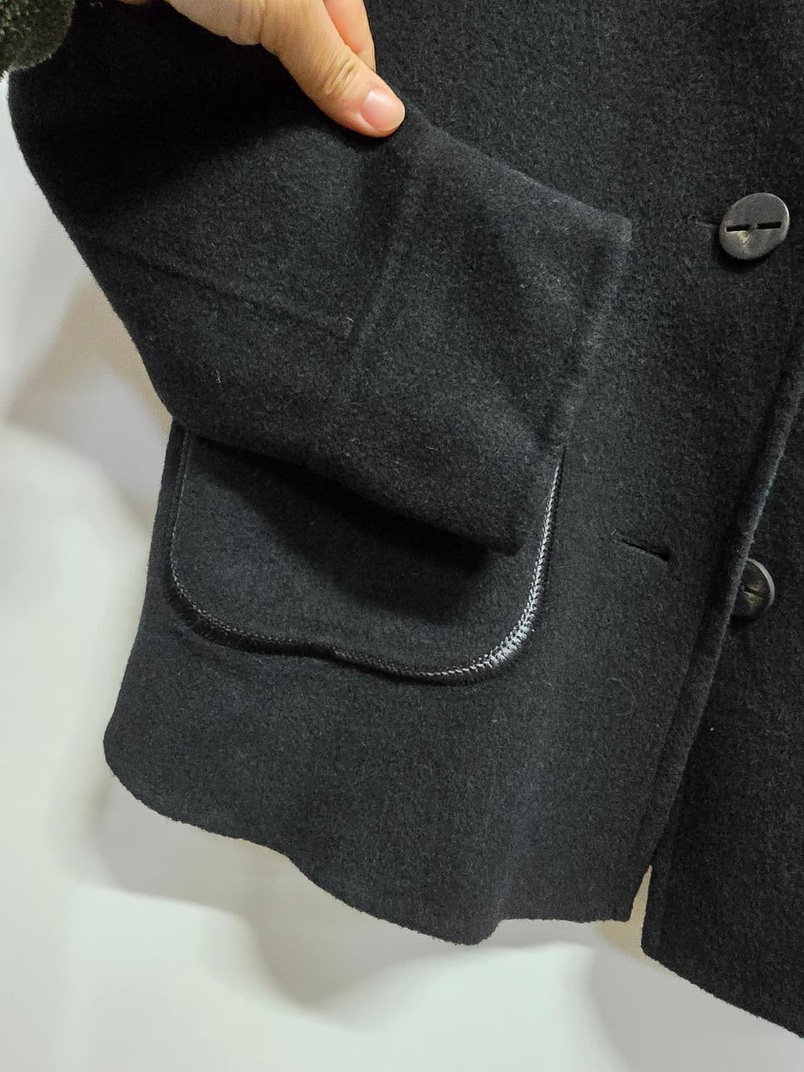 The Izzat 블랙 모직 자켓 상품이미지4