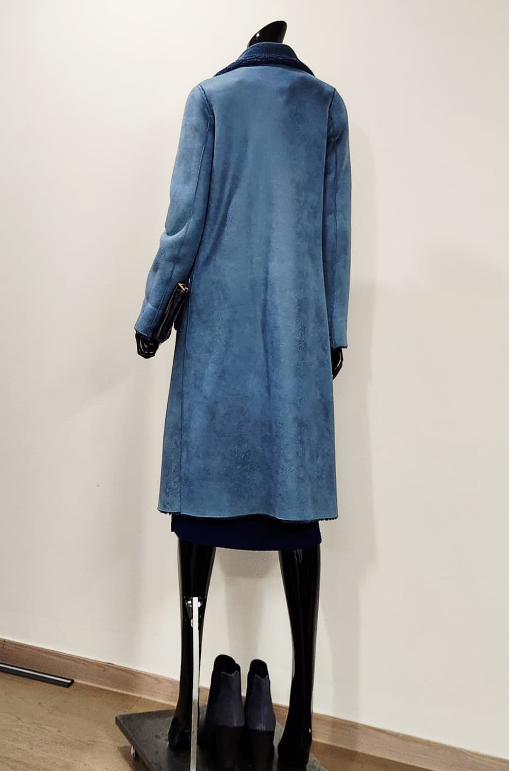 딥블루 양면 롱무스탕 상품이미지6