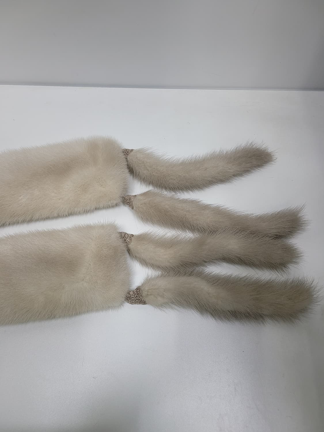 밍크 머플러 / 폭 9.5 총장 192

 상품이미지4