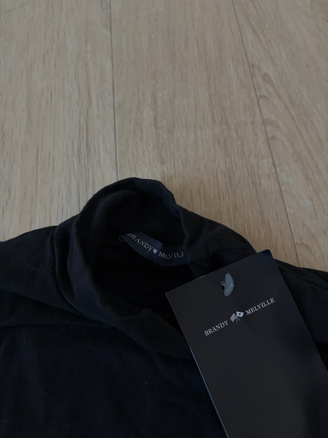 브랜디멜빌 목폴라 티셔츠 상품이미지3