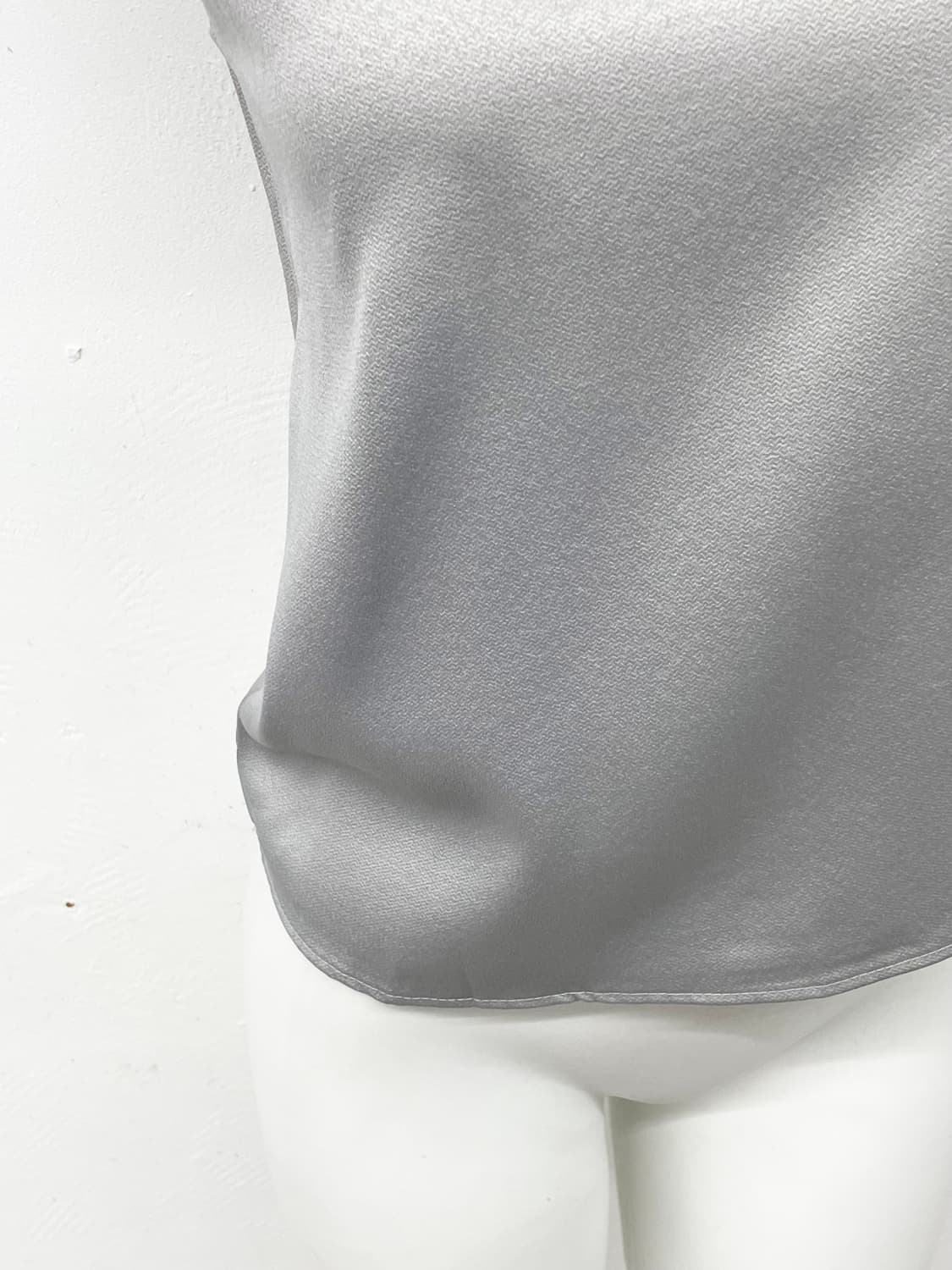 실버 새틴 홀터 슬립 쇠맛 상품이미지3