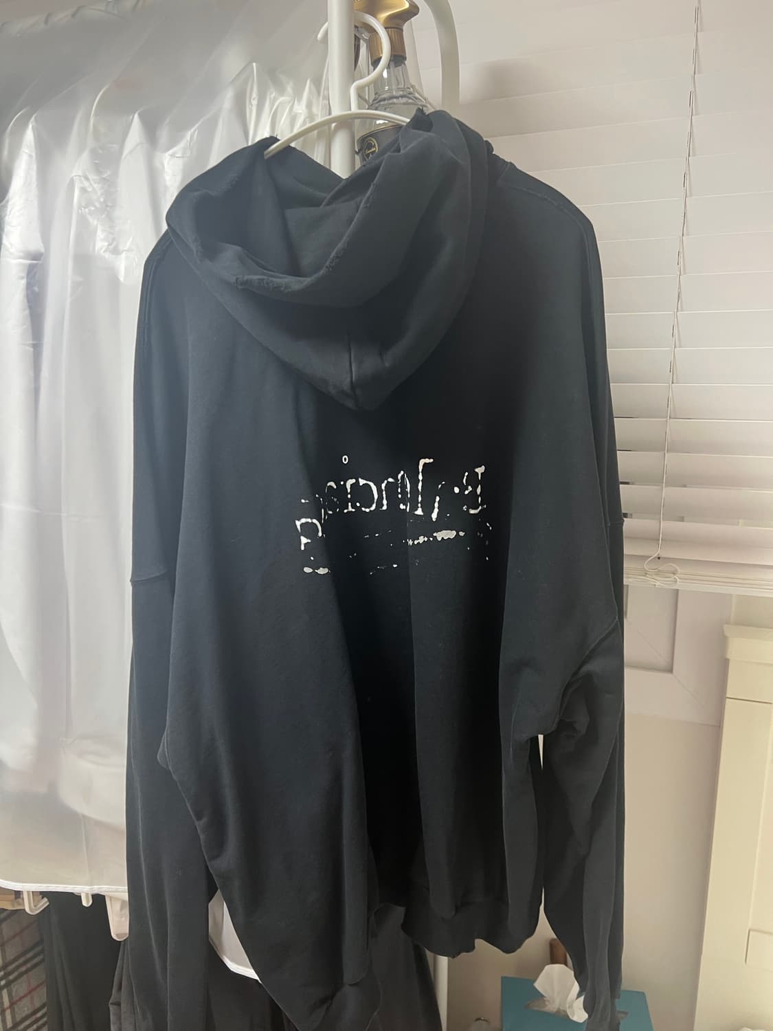 발렌시아가 폴리티컬 후드 백화점 정품 상품이미지2