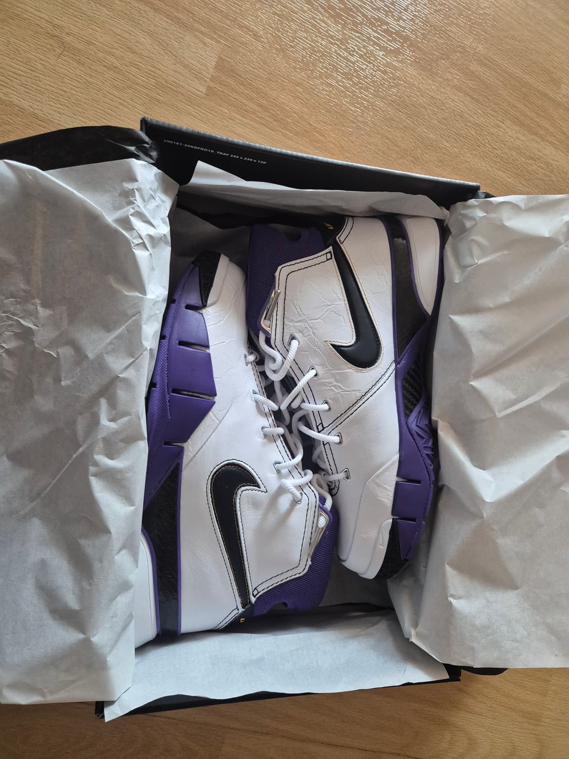 코비1 프로트로 260 새상품 판매합니다. 상품이미지2