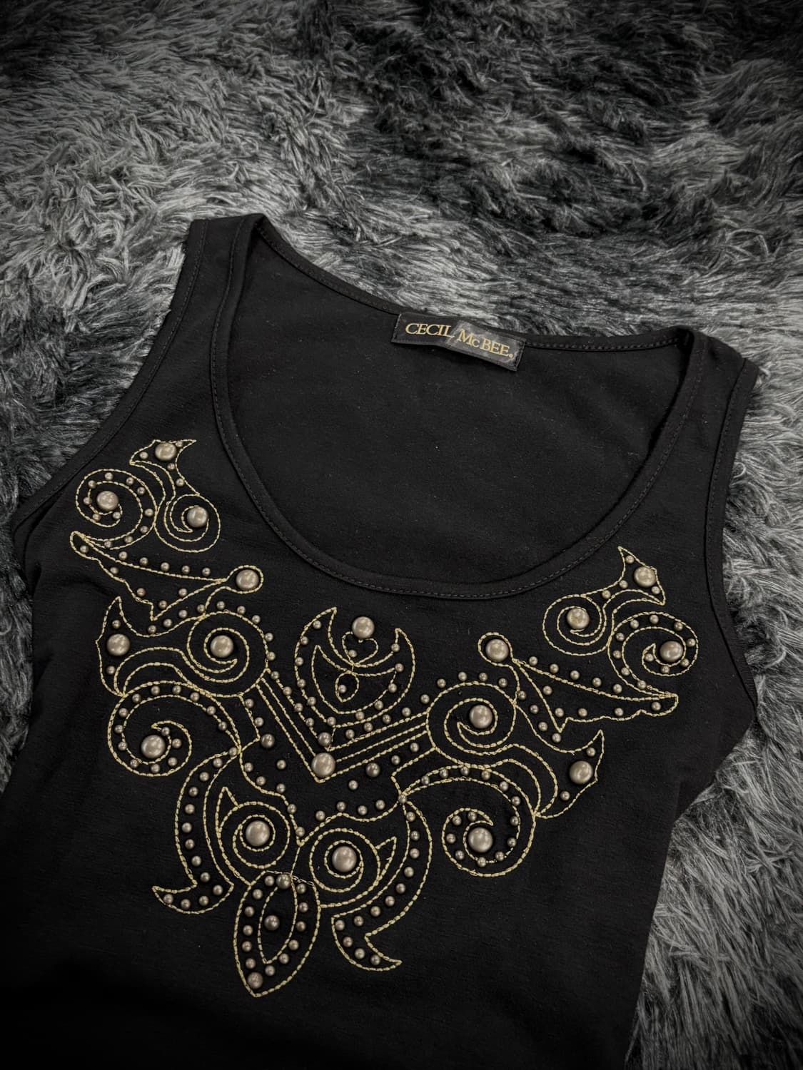 CECIL McBEE 골드 스터드 슬리브리스 상품이미지3