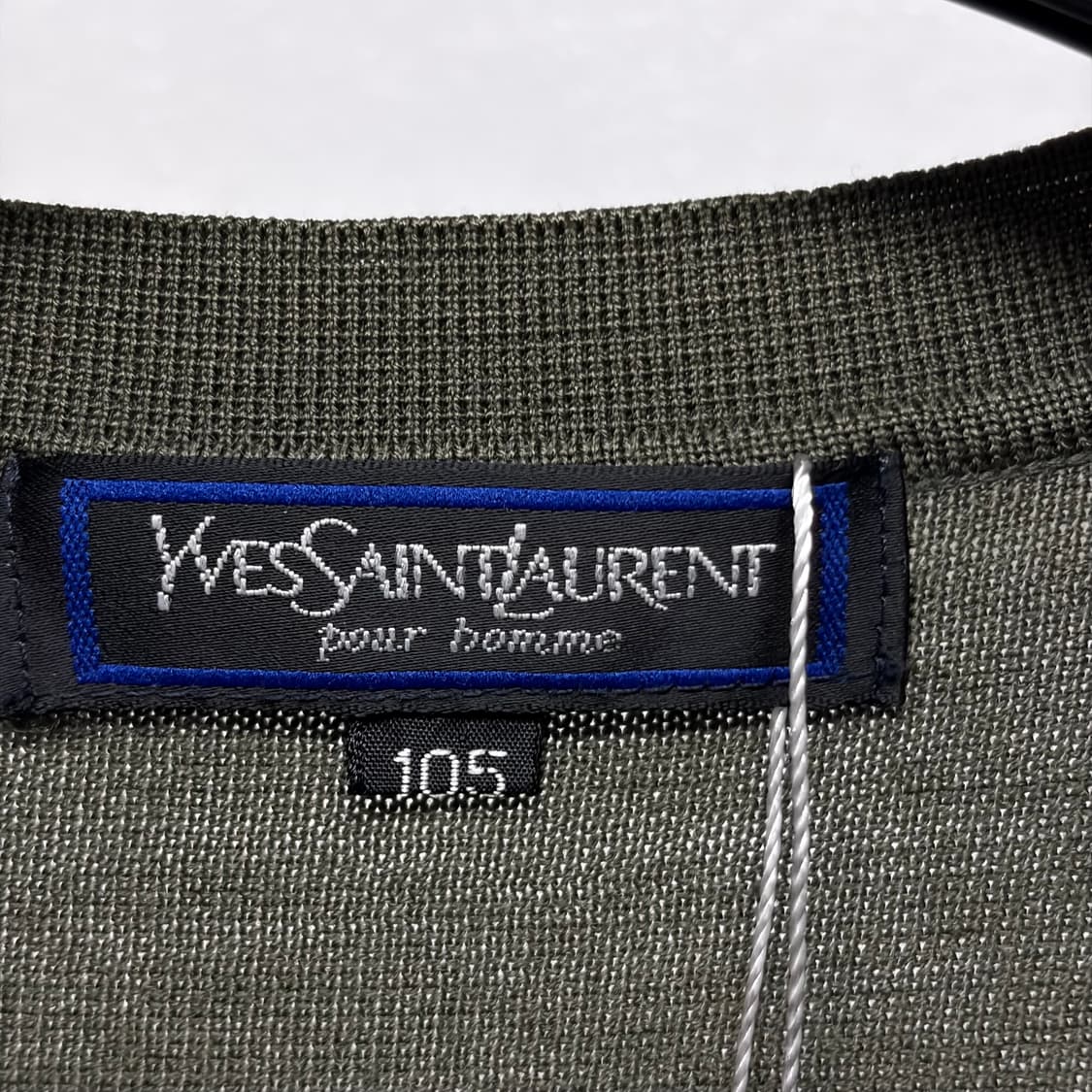 입생로랑 브이넥 니트 베스트 상품이미지4