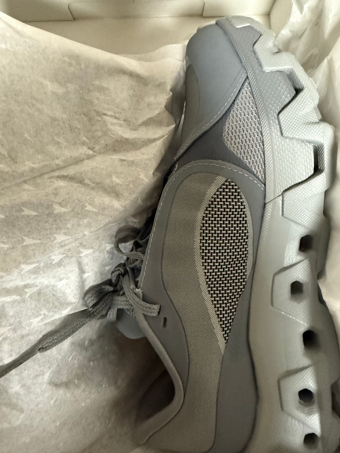 온러닝 파프 클라우드 몬스터 하이퍼 팬텀 아폴로 255 온파프 상품이미지2