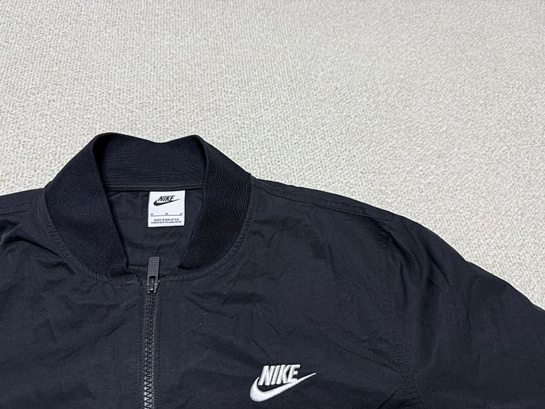 나이키 에센셜 우븐 언라인드 봄버 자켓 남성용 95사이즈 상품이미지2