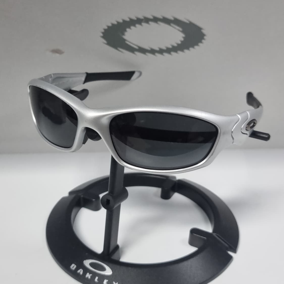 오클리 스트레이트자켓 II 실버 새렌즈 상품이미지2