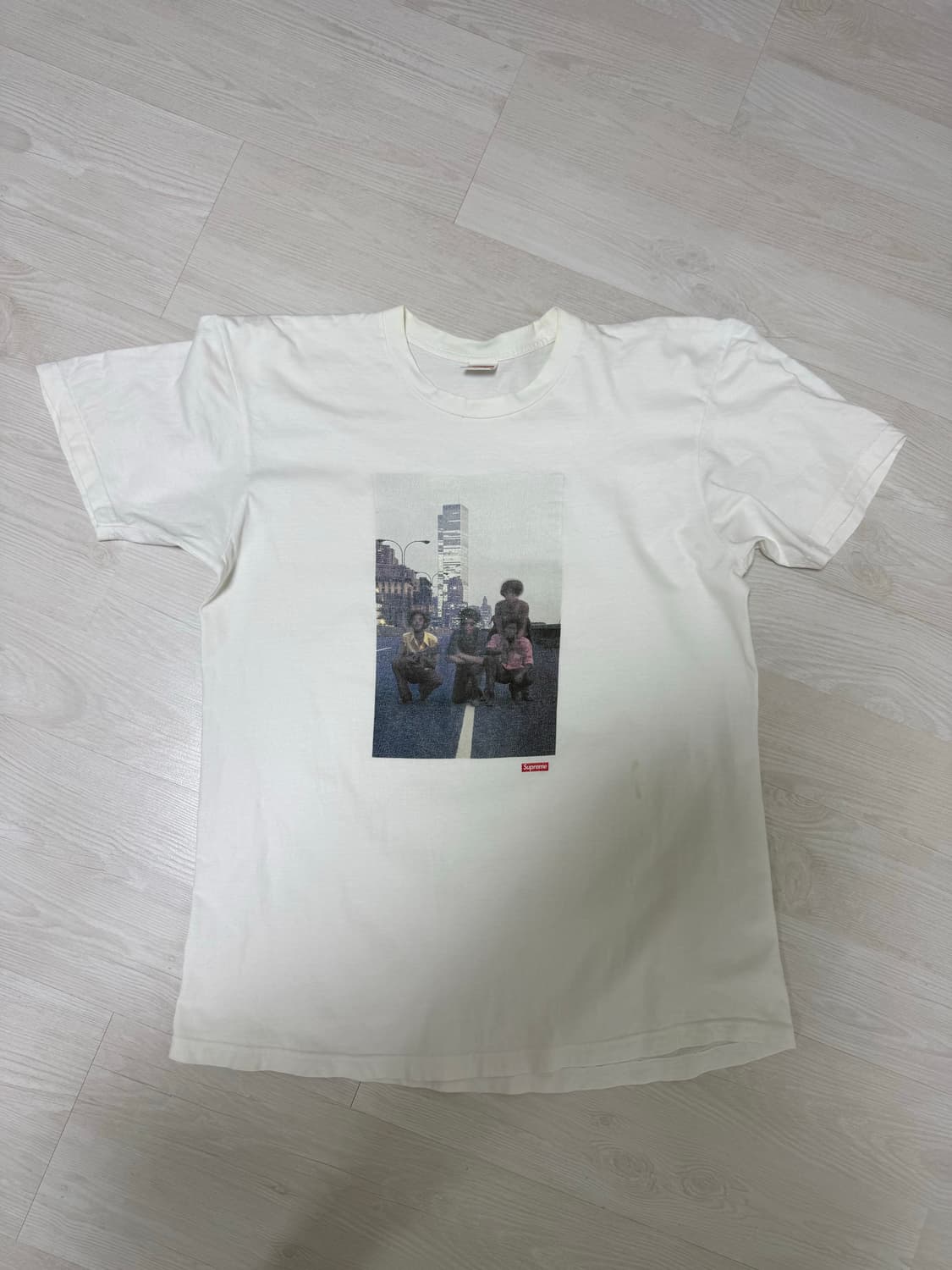 슈프림 반팔 L 상품이미지1