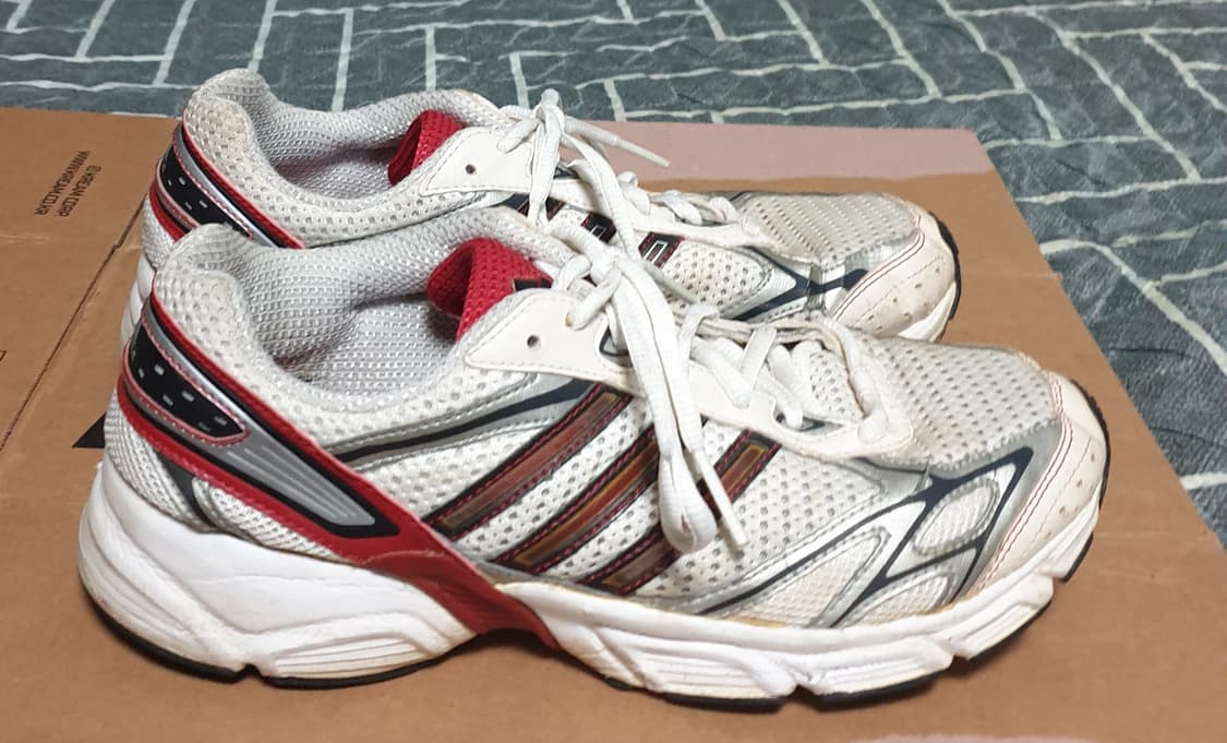 아디다스 매쉬 실버 레드 런닝화 (260) 상품이미지2