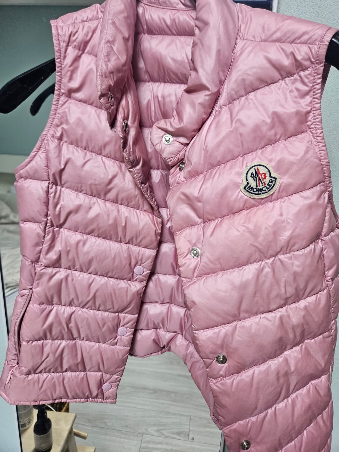 몽클레어 핑크 패딩 조끼 10y 상품이미지1