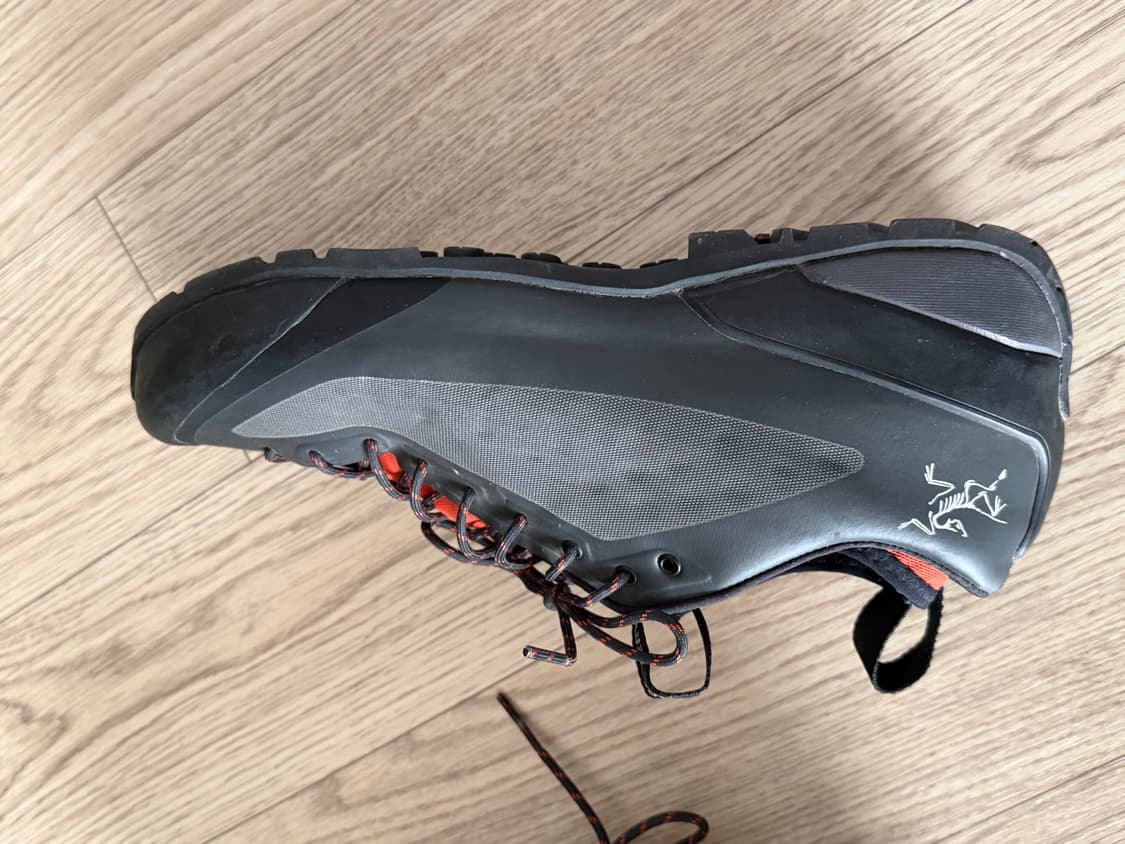 아크테릭스 아크럭스 맨 비브람 등산화 270 상품이미지4