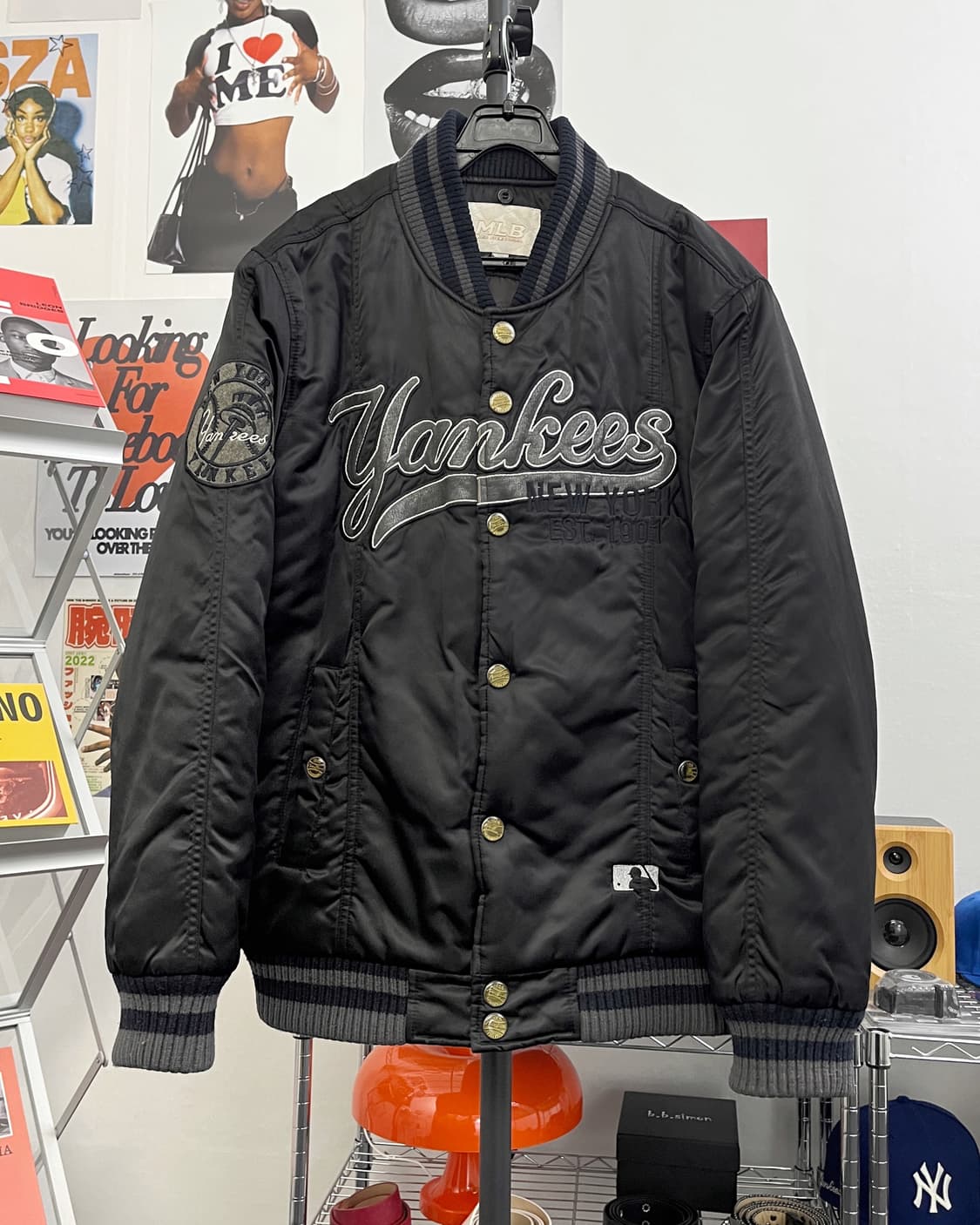 MLB 00s 뉴욕 양키즈 퀼팅 점퍼 블랙 상품이미지5