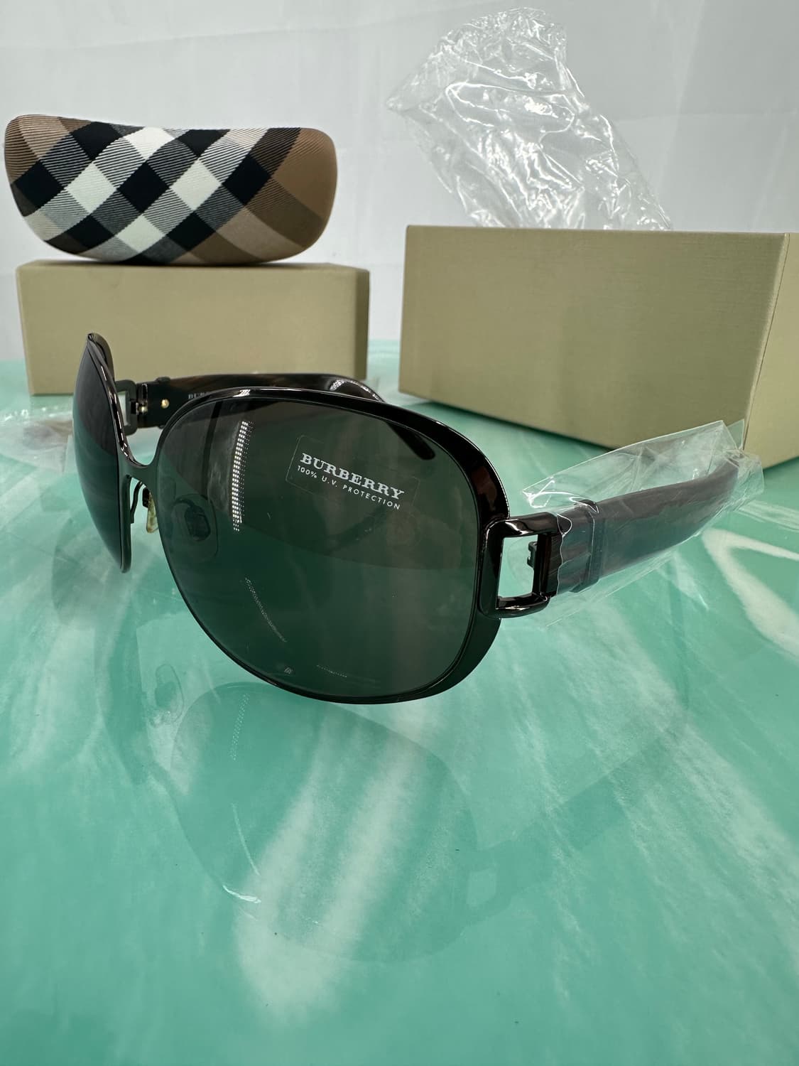 [새상품 무료배송] 버버리 B3036 선글라스 풀박스 상품이미지9