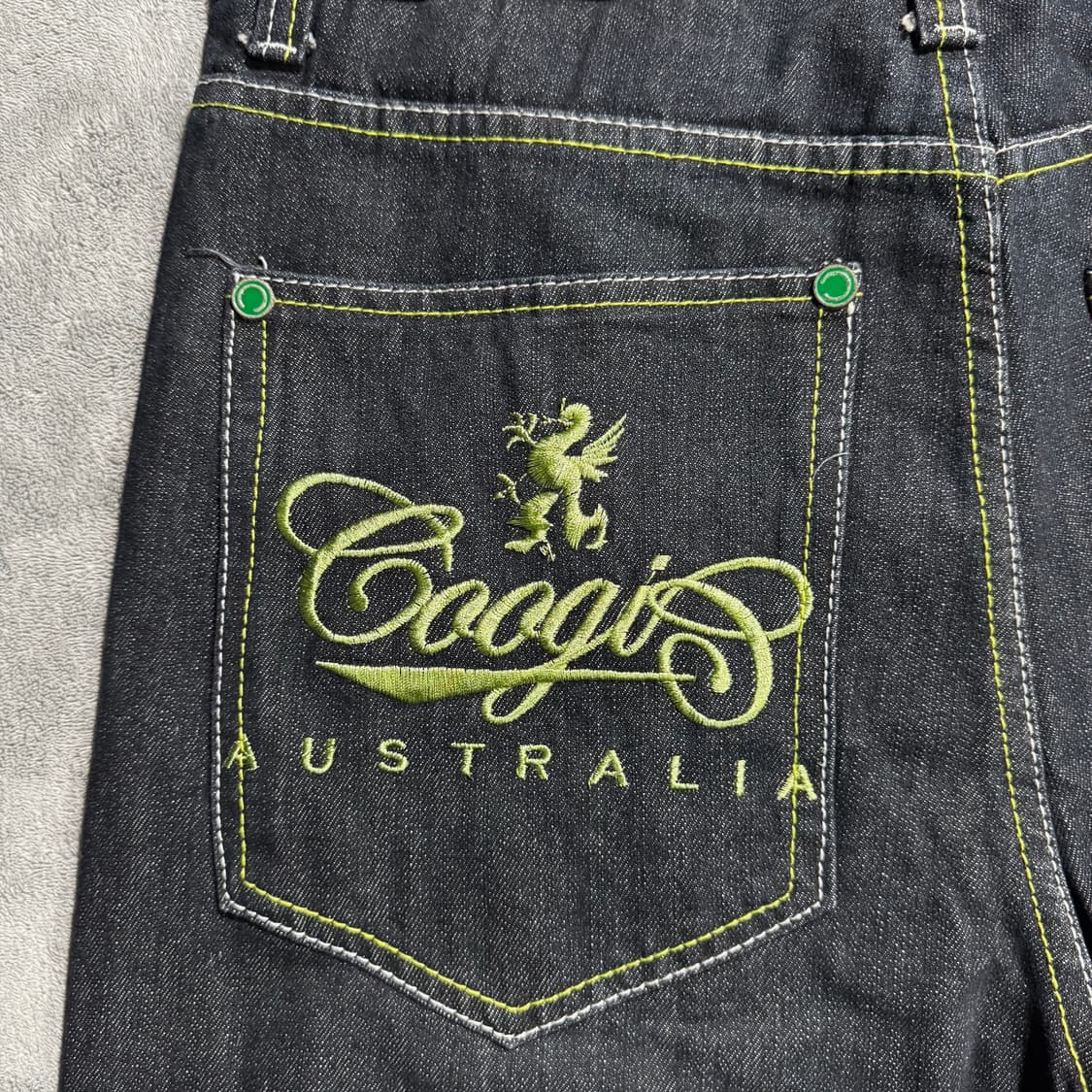 COOGI 쿠지 호주 엉덩이자수 데님팬츠 상품이미지5