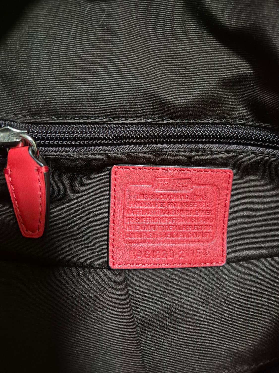 코치 시그니처 숄더백 상품이미지8