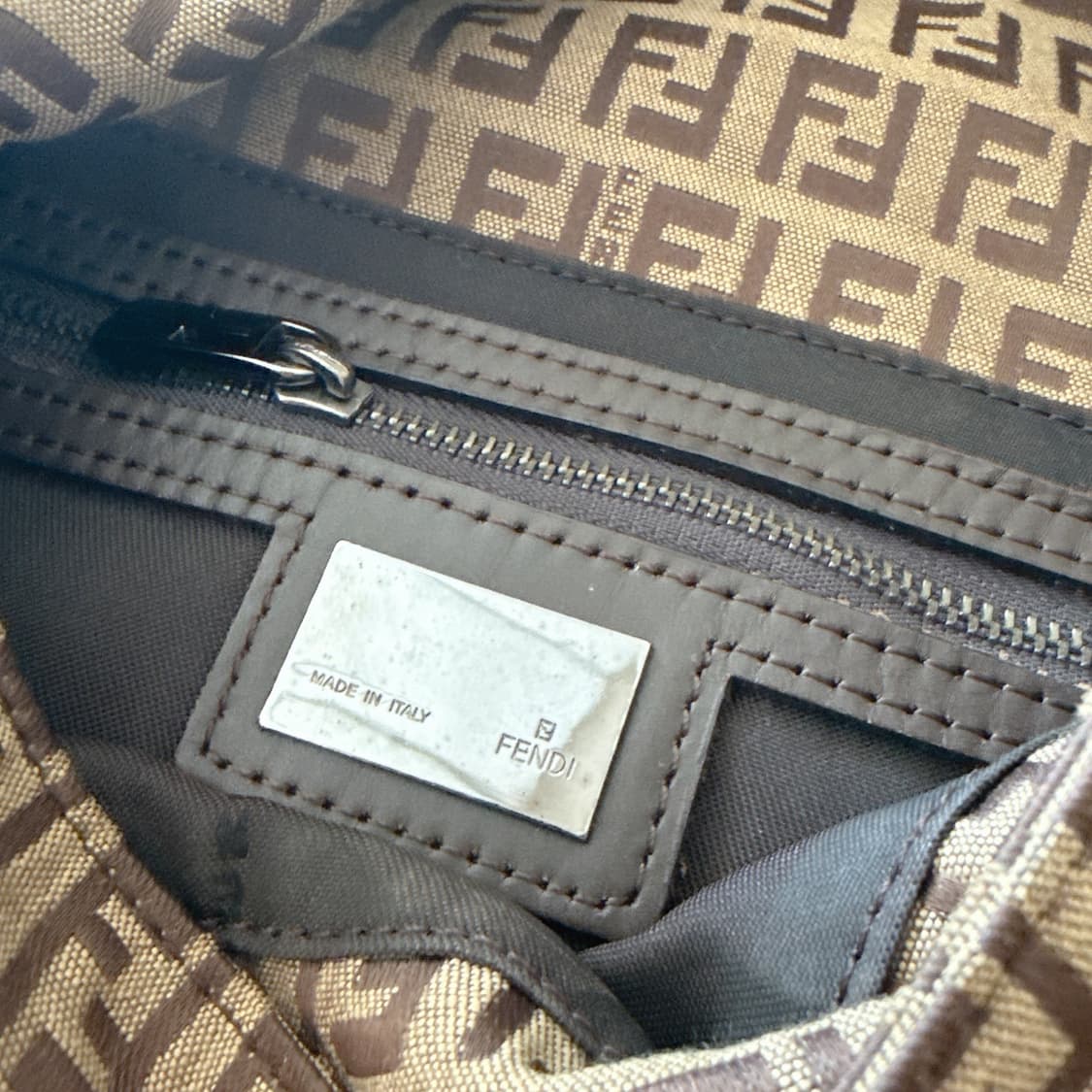 펜디 주카 맘마백 상품이미지7