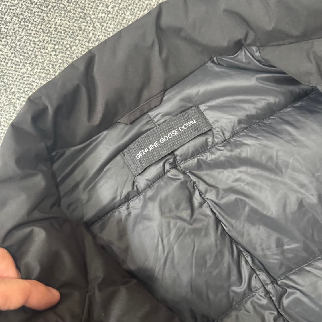 지오지아 블랙 구스 다운 코트 상품이미지4