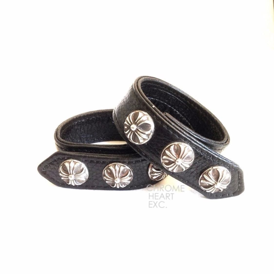 구매) 크롬하츠 ch플러스 레더 팔찌 구매 원합니다 상품이미지1