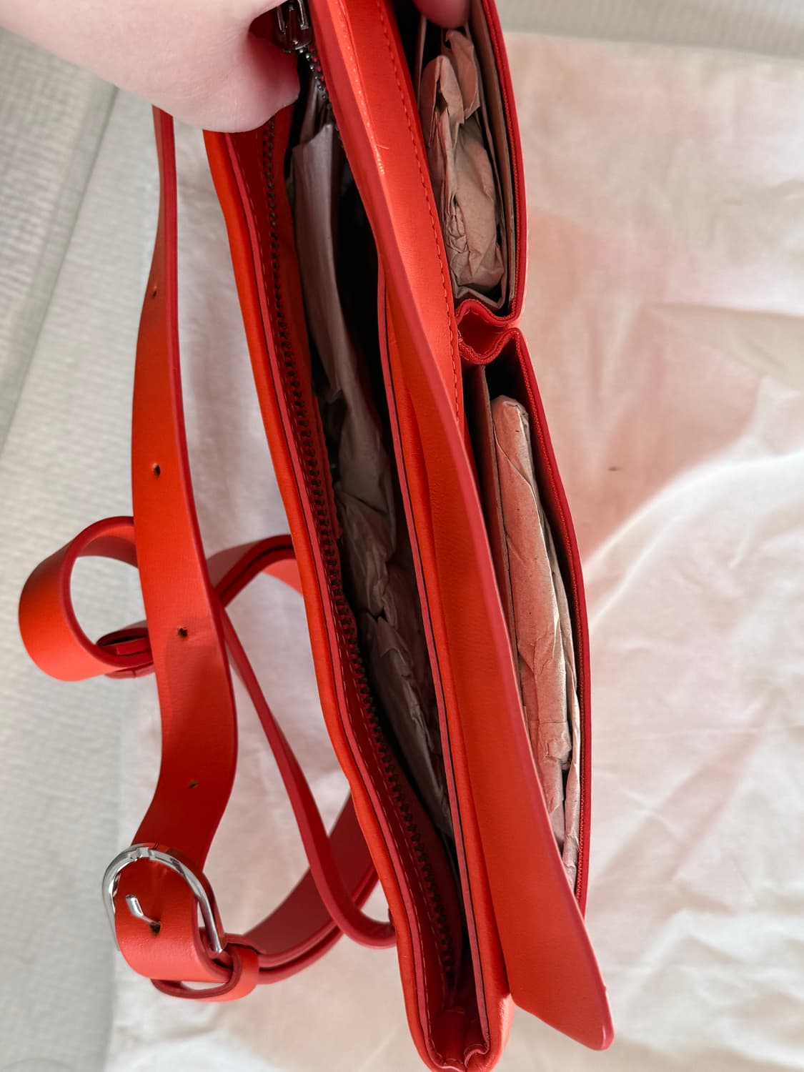 [COS] 코스 - 플랩 포켓 레더 벨트백 (새상품) 상품이미지5