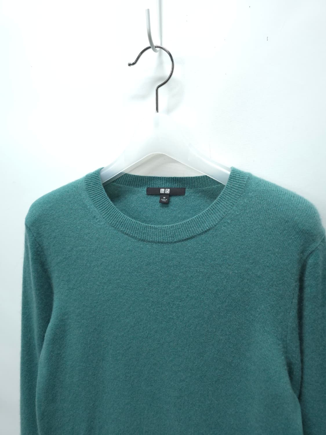 유니클로 여성 캐시미어 100% 크루넥 니트 (민트그린/M) 상품이미지2