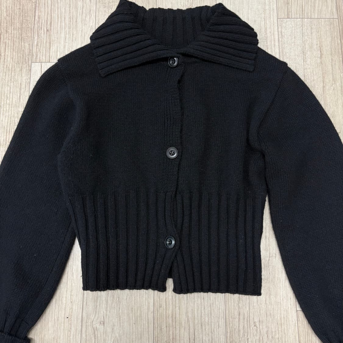 마뗑킴 카라 가디건  상품이미지4