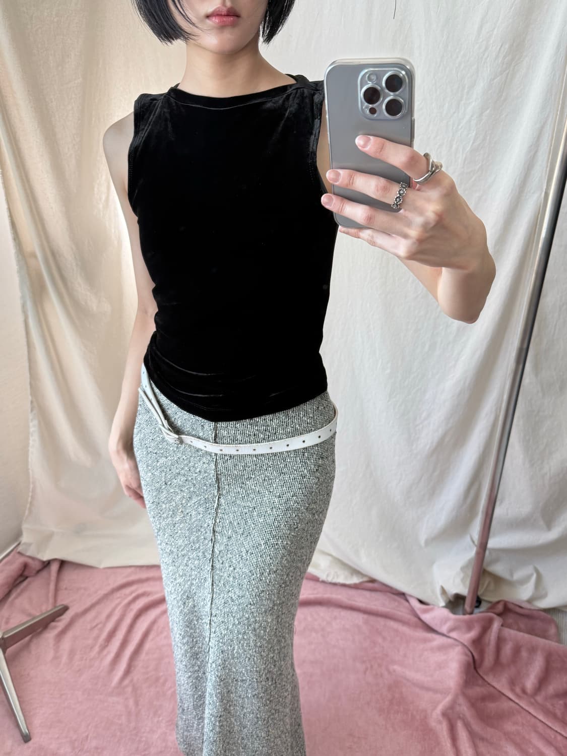 BCBG Maxazria 벨벳 민소매 탑 상품이미지2