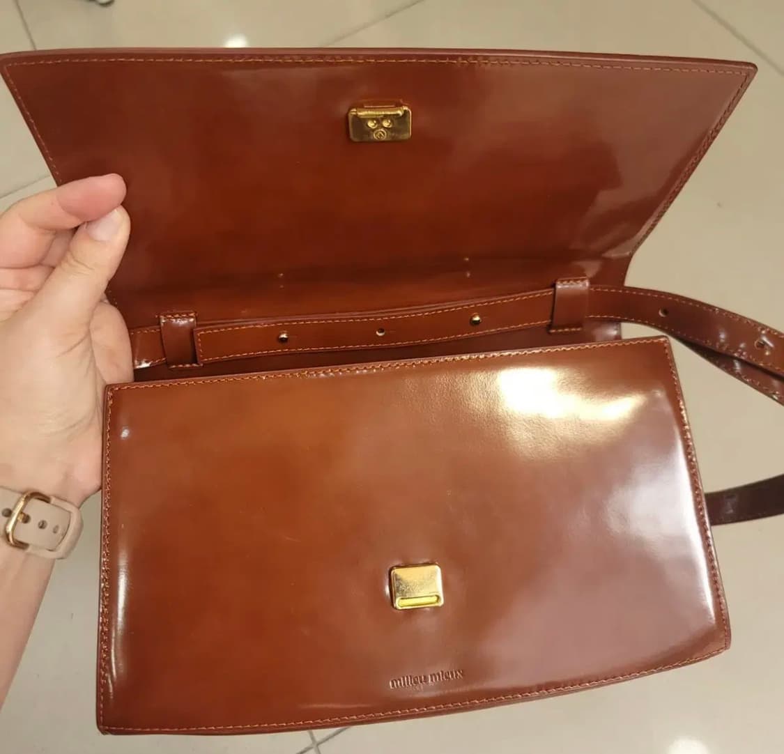 밀리유미유 브라운 에나멜 숄더백 디자이너브랜드 상품이미지3