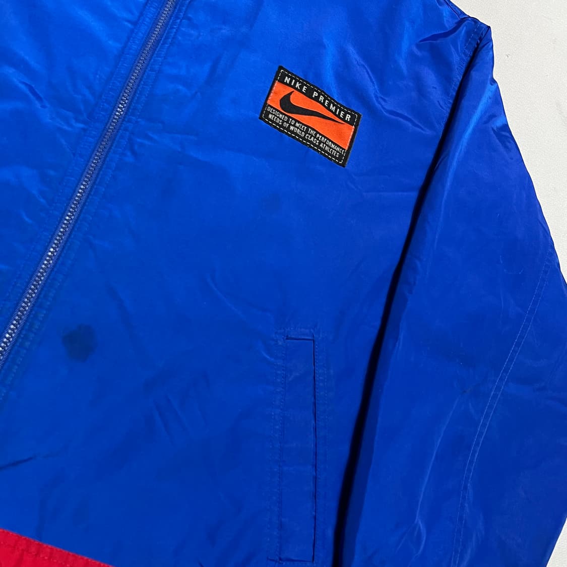 105 나이키 코리아 빅로고 블루 레드 배색 점퍼 상품이미지6