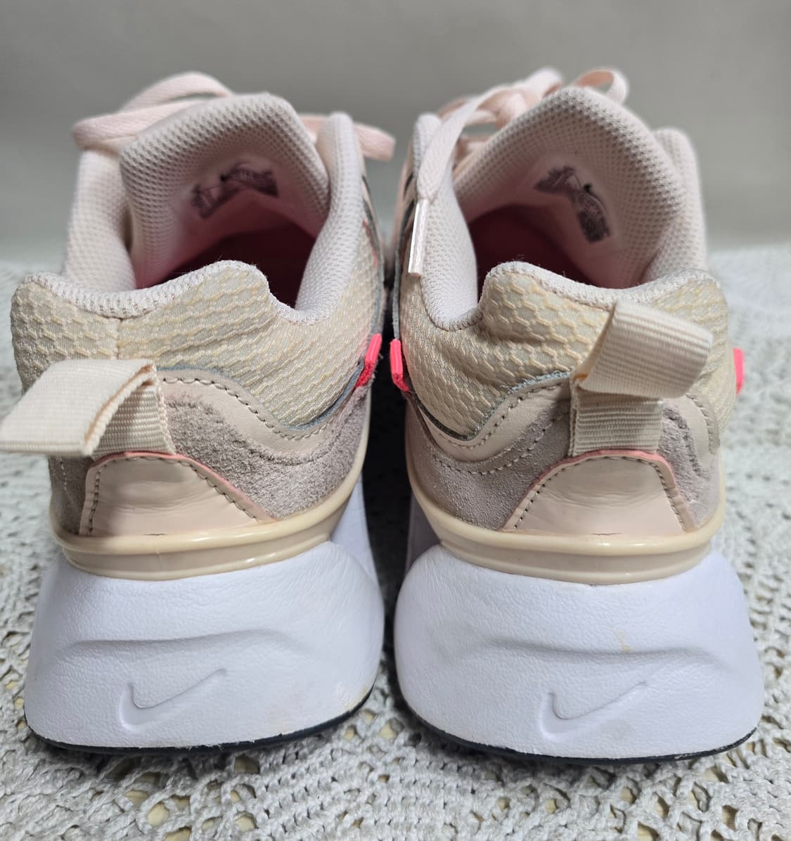 나이키 우먼스 라이즈 365. 핑크 250 상품이미지4