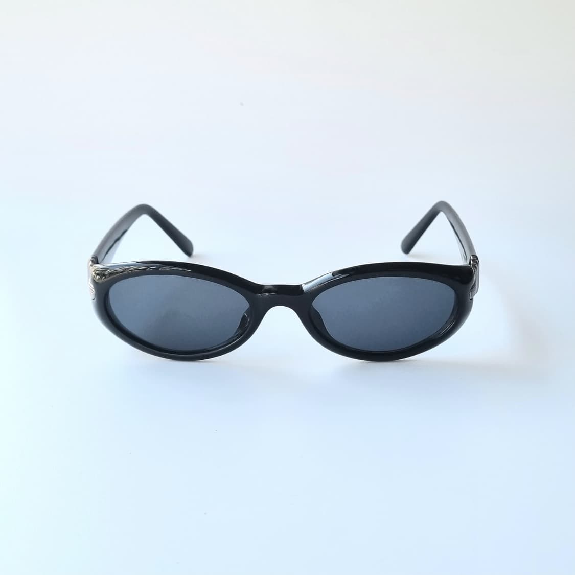 데드스탁 N-Generation  블랙 오벌 선글라스 174 상품이미지2