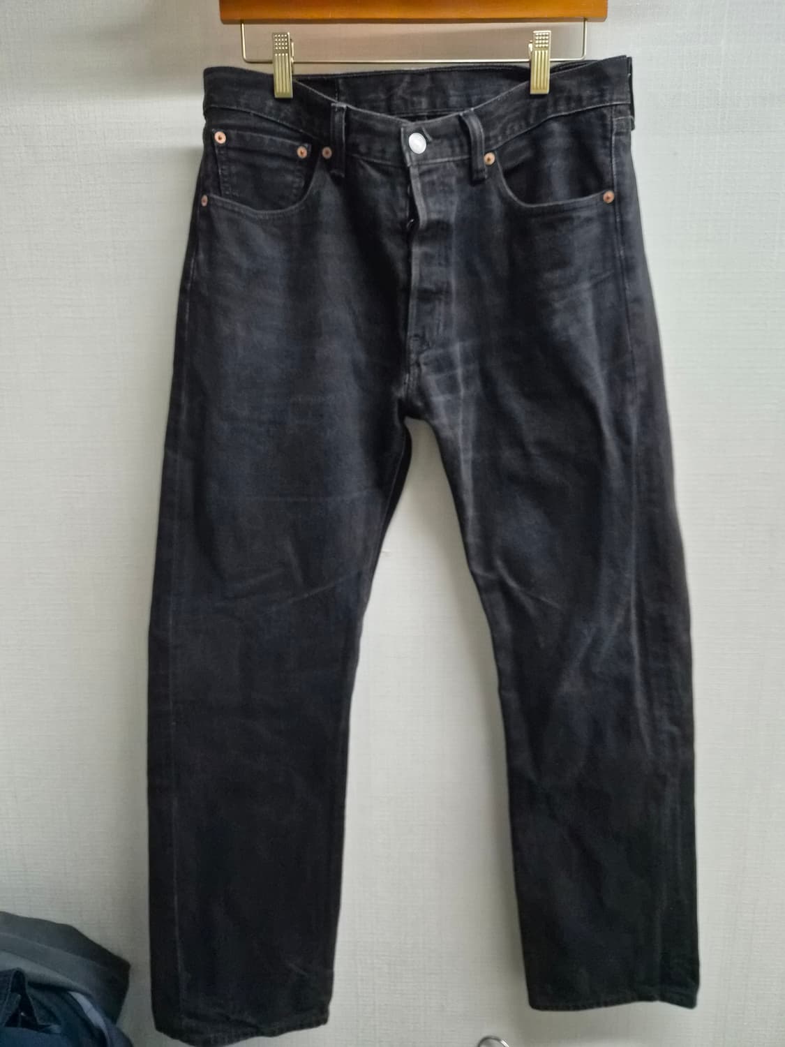 33) 리바이스 501 블랙데님 팝니다 상품이미지1